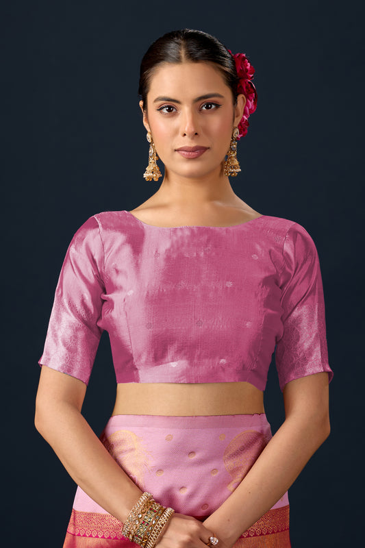 Woman in close pose wearing metallic rust pink silk matka motif border saree — Chandrikas